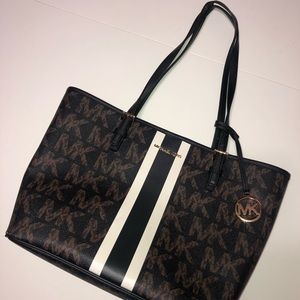 Michael Kors tote bag monogramed leather tags still attached